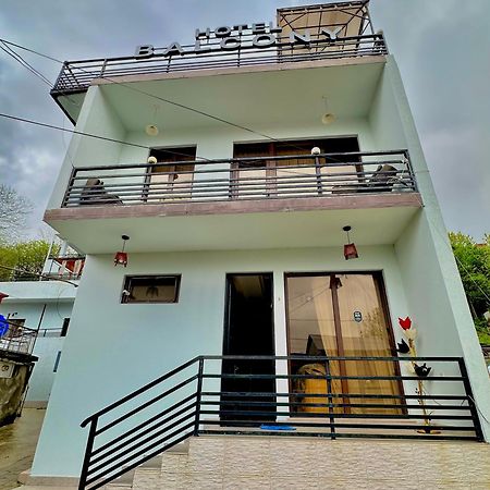 Отель Balcony Кутаиси Экстерьер фото