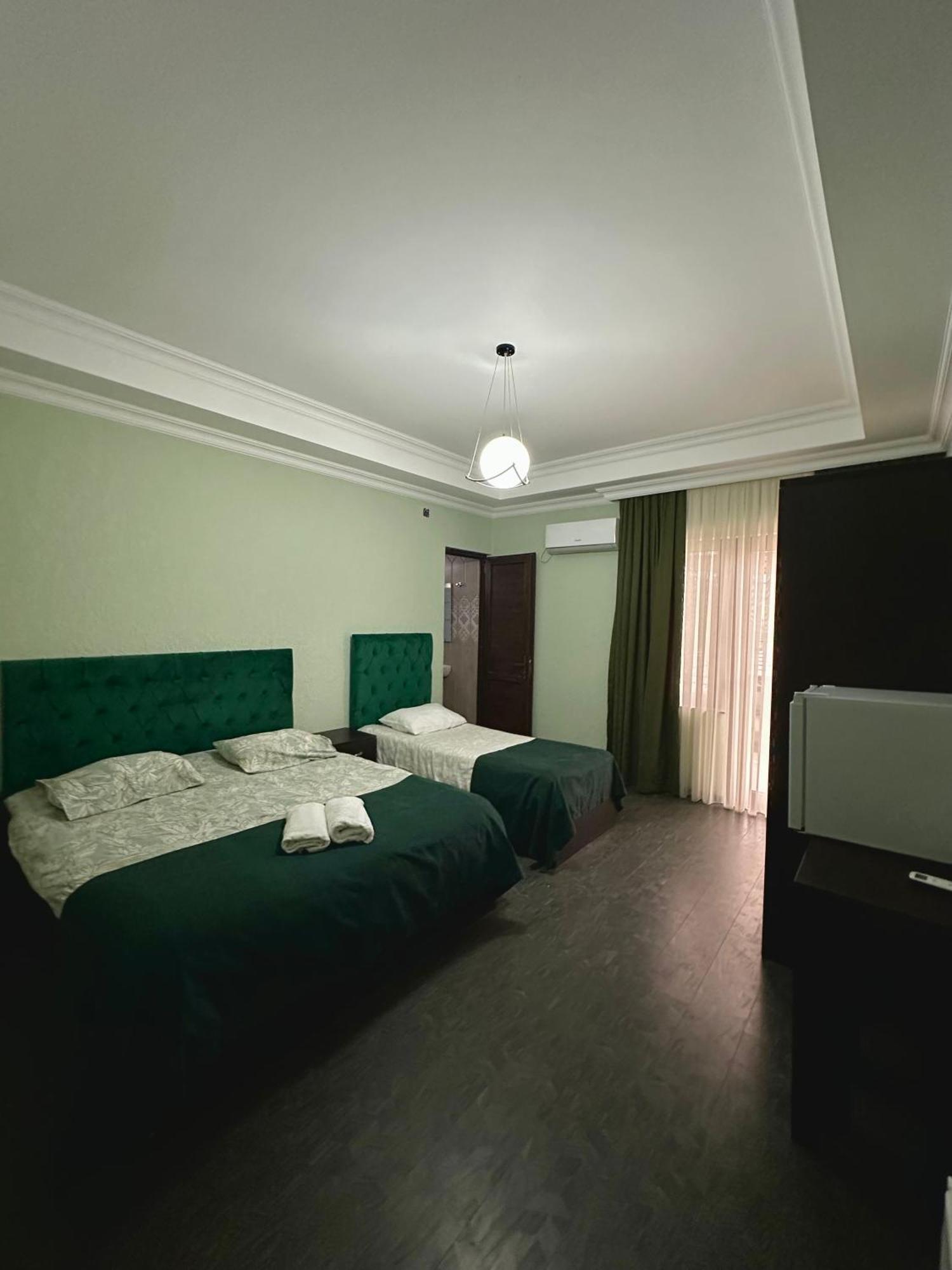 Отель Balcony Кутаиси Экстерьер фото