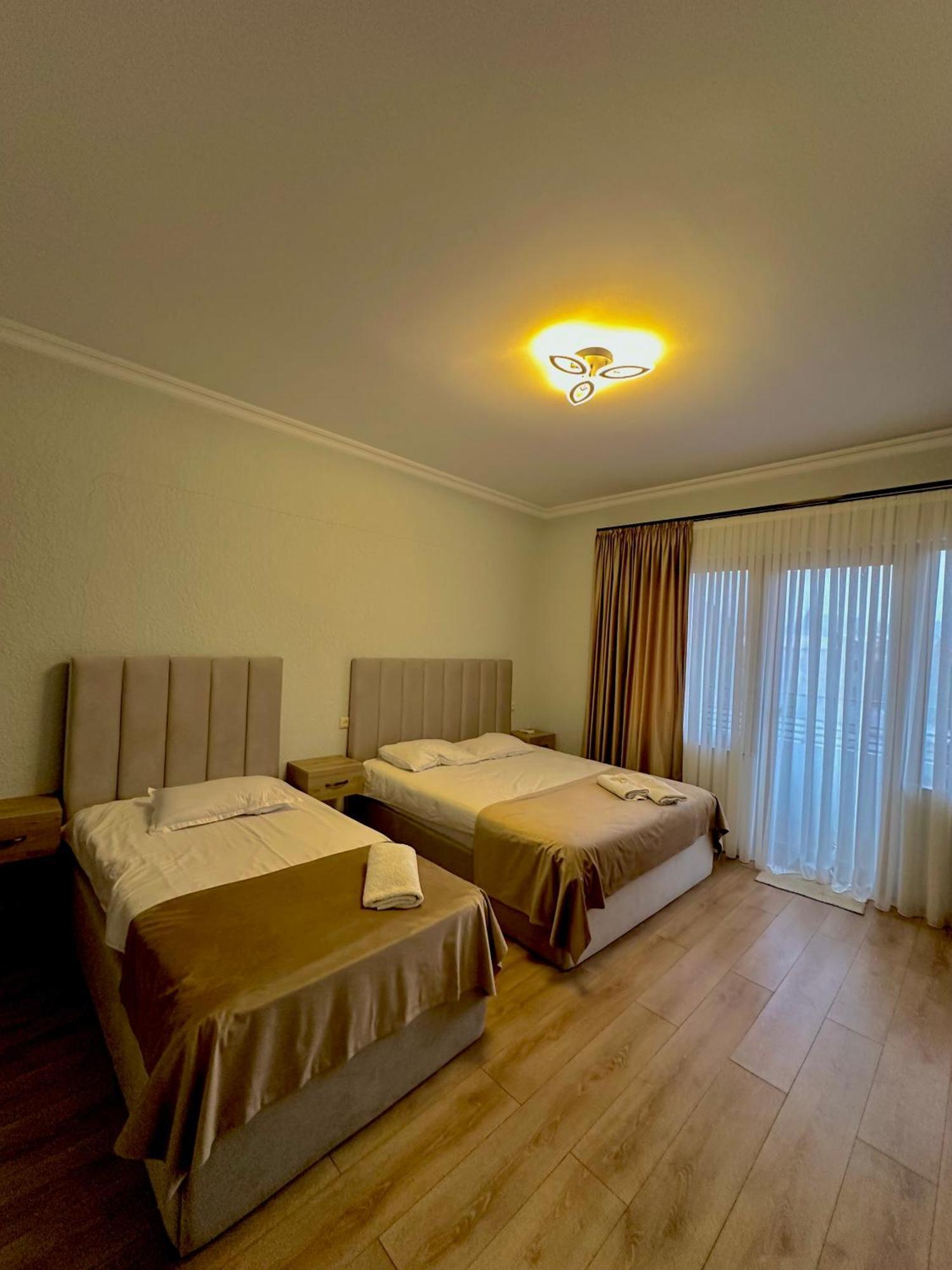 Отель Balcony Кутаиси Экстерьер фото